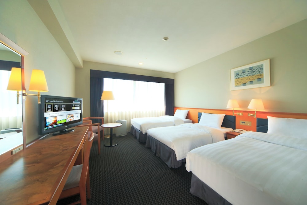 Moderate Twin Room, Non Smoking (For 3 people)