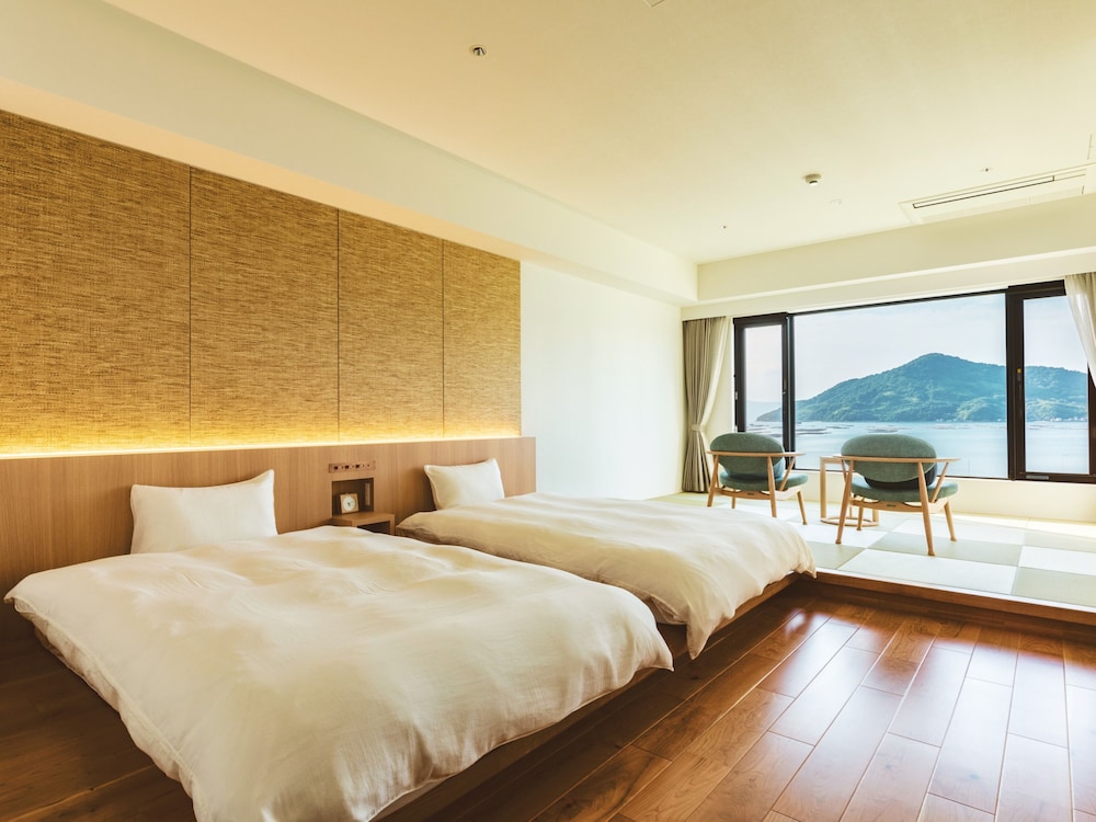 Standard Japanese Western-style Room B, Non Smoking, No Private Bathroom - Photo 1
