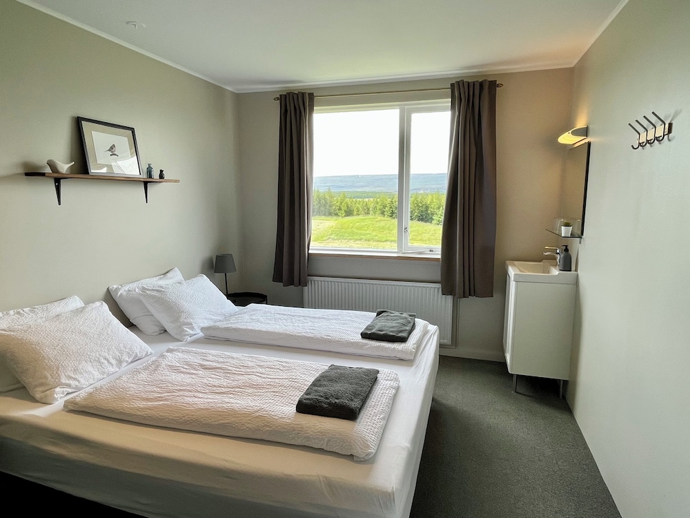 Standard Double or Twin Room, Shared Bathroom photo 2