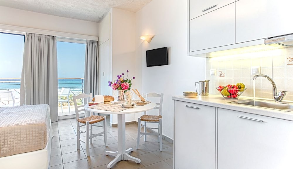 Premium Double Room, Sea View photo 2