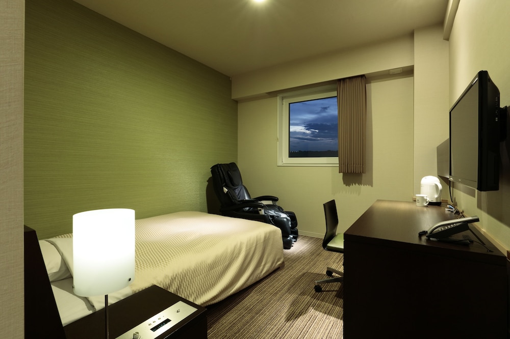 Massage Chair Room, Non Smoking