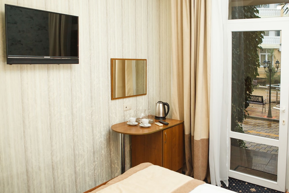 Standard Double Room photo 2