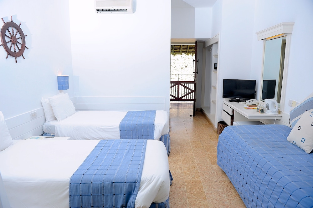 Standard Double or Twin Room, Garden View photo 2