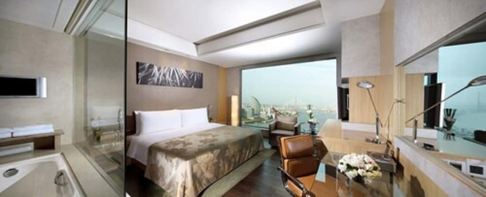 Premium Room thumbnail 5