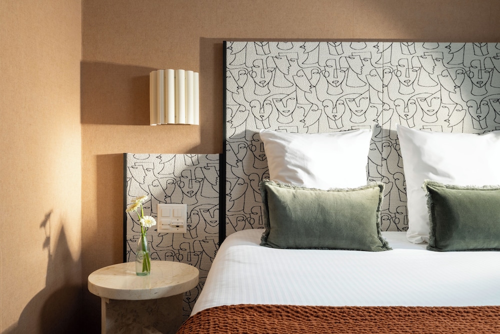 Deluxe Double Room - Photo 6