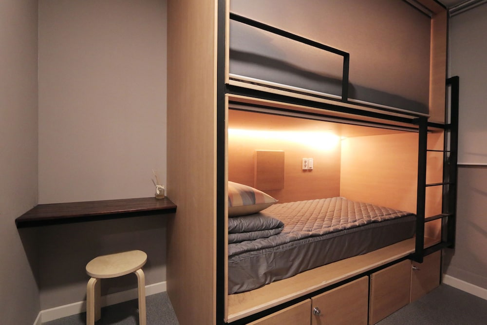 Twin Room (Bunk Bed) photo 1