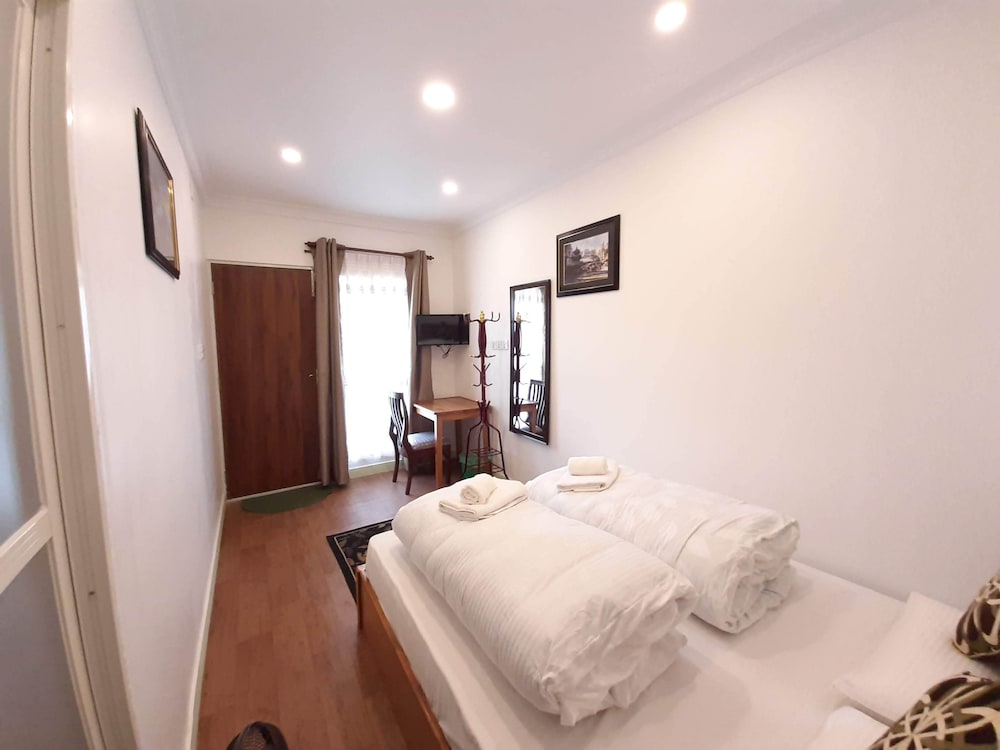 Standard Single Room photo 3