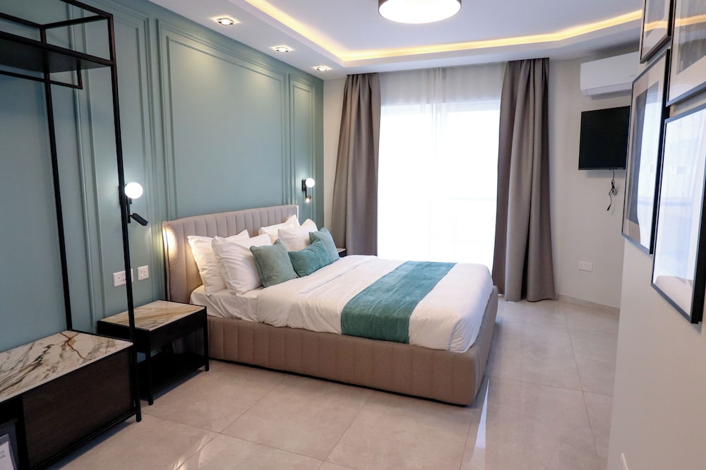 Executive Terrace Suite with Private Hot Tub photo 1