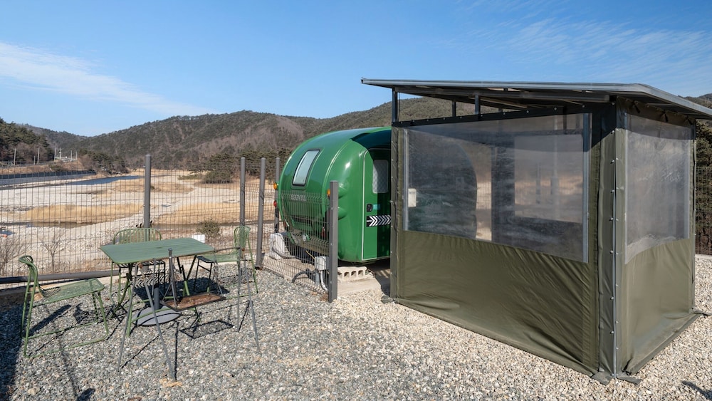 Basic Room, 1 Bedroom (Gamseong Caravan 07) photo 2