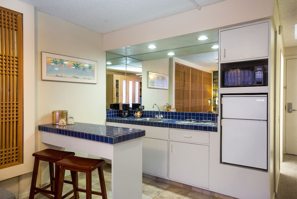 Queen Kitchenette - Photo 6