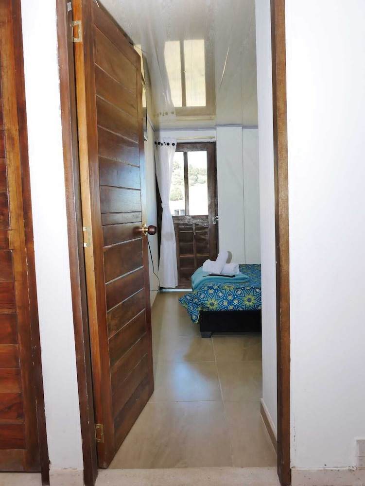 Basic Room photo 2