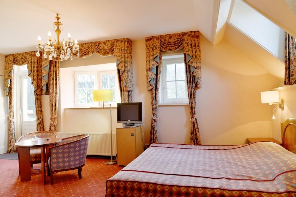 Twin Room, Terrace