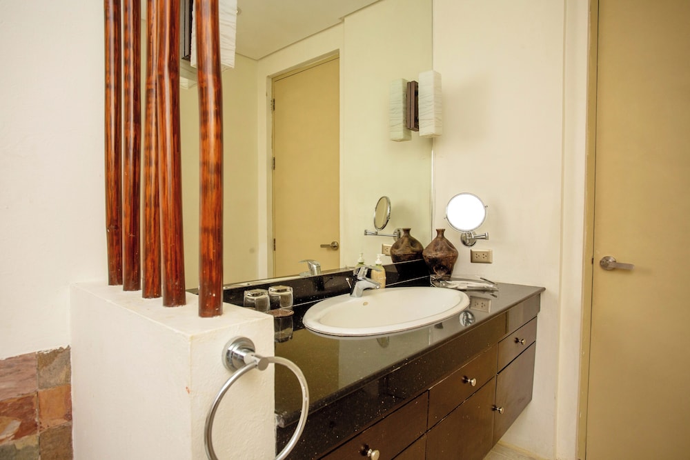 2 Bedroom Penthouse - The Bulabog Suite - Photo 28