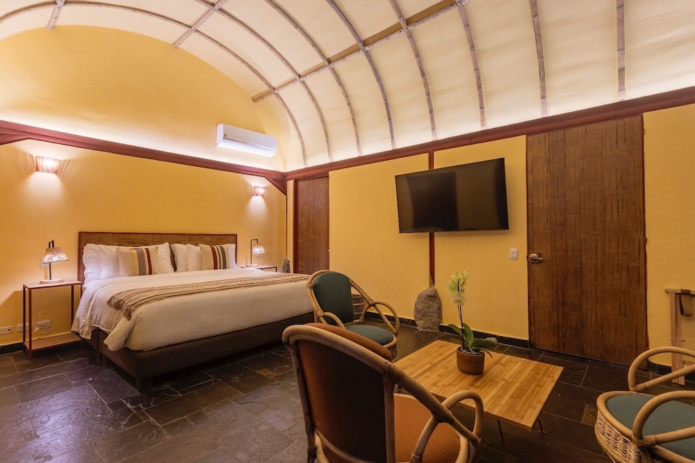 Luxury Villa, 1 Double Bed photo 3