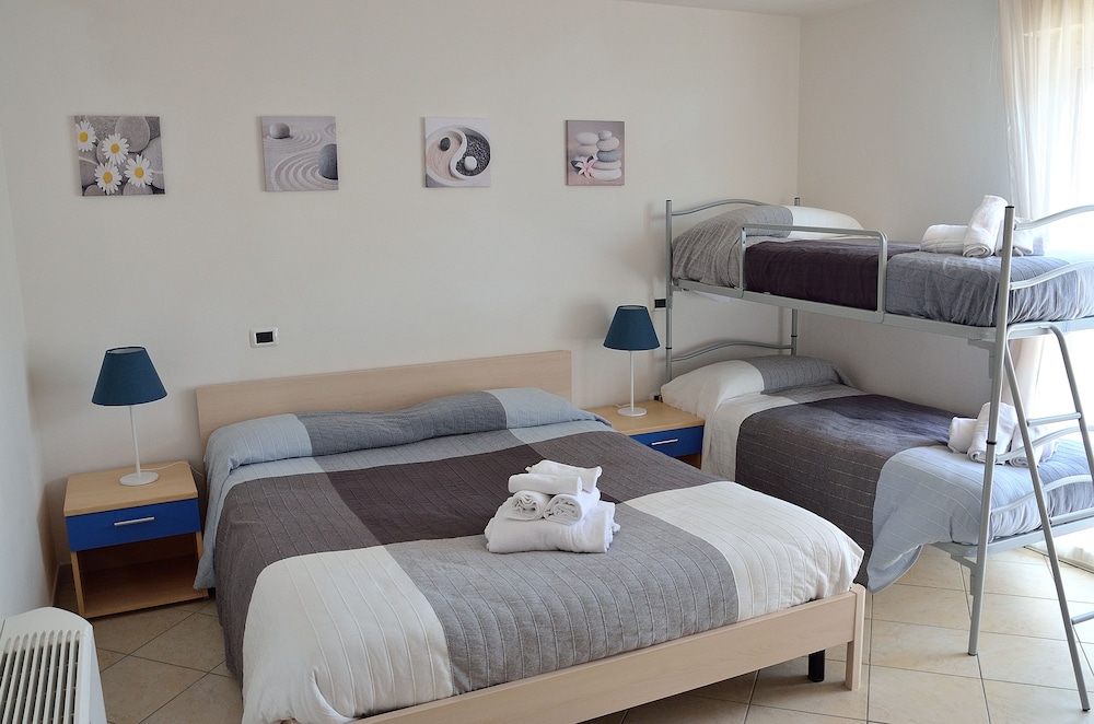 Apartment, 2 Bedrooms (5 pax - Hotel)