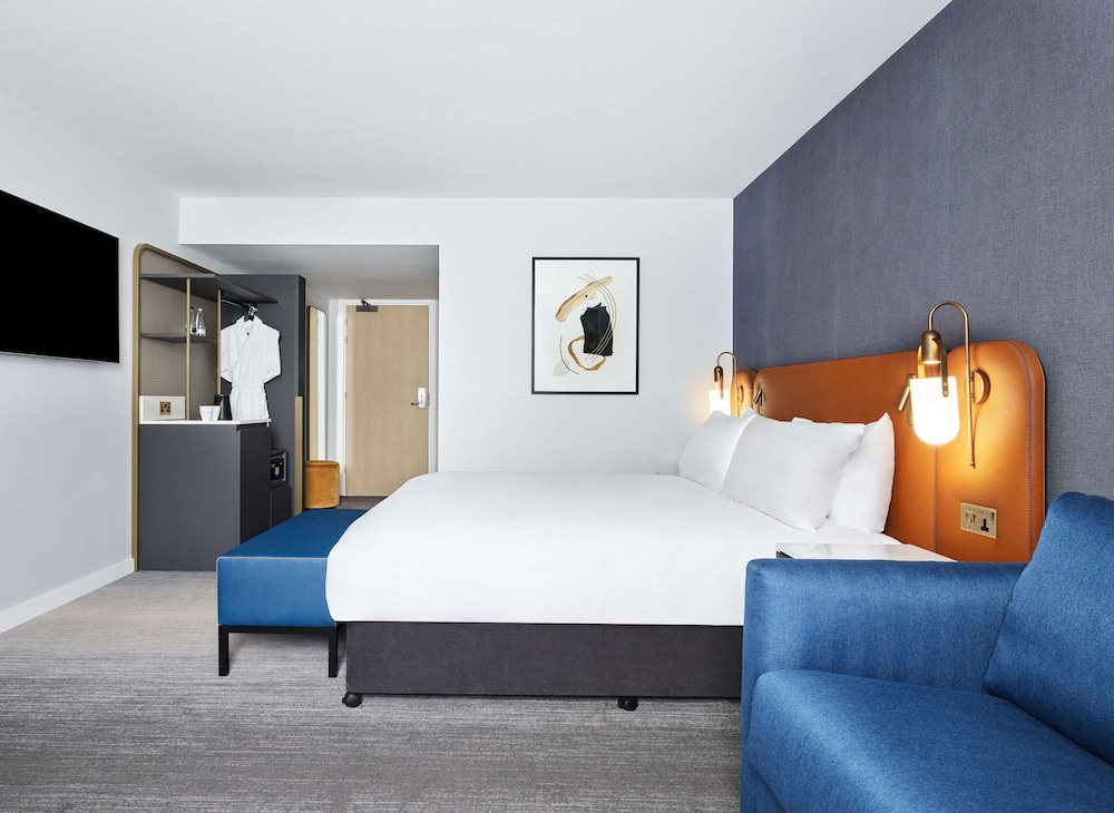 Deluxe Room, 1 King Bed, Park View