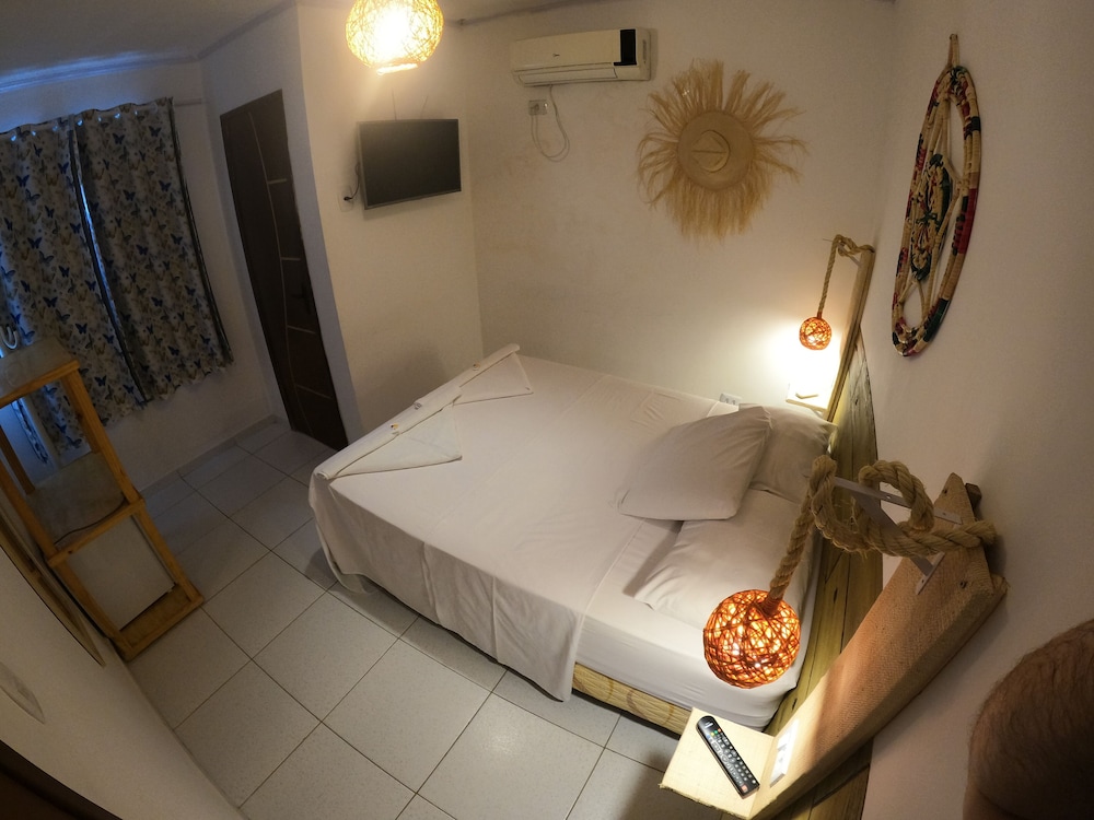 Standard Double Room - Photo 13