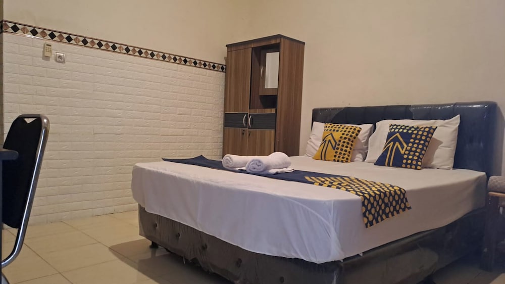 Standard Room - Photo 1