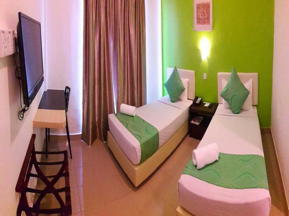 Superior Twin Room - 2 Single Beds photo 3