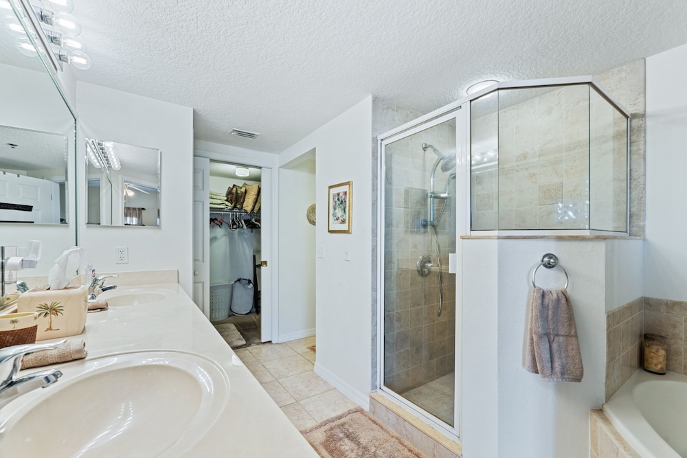 Beautiful Bohemian Themed Condo With 3 2 Corner Unit With Pond Views Ow15-307, Photo 22