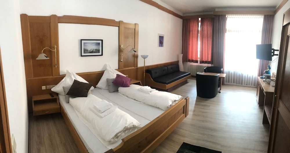 Grand Deluxe Room, Balcony, River View