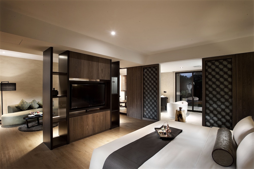 Rose Geranium Luxury Suite photo 3