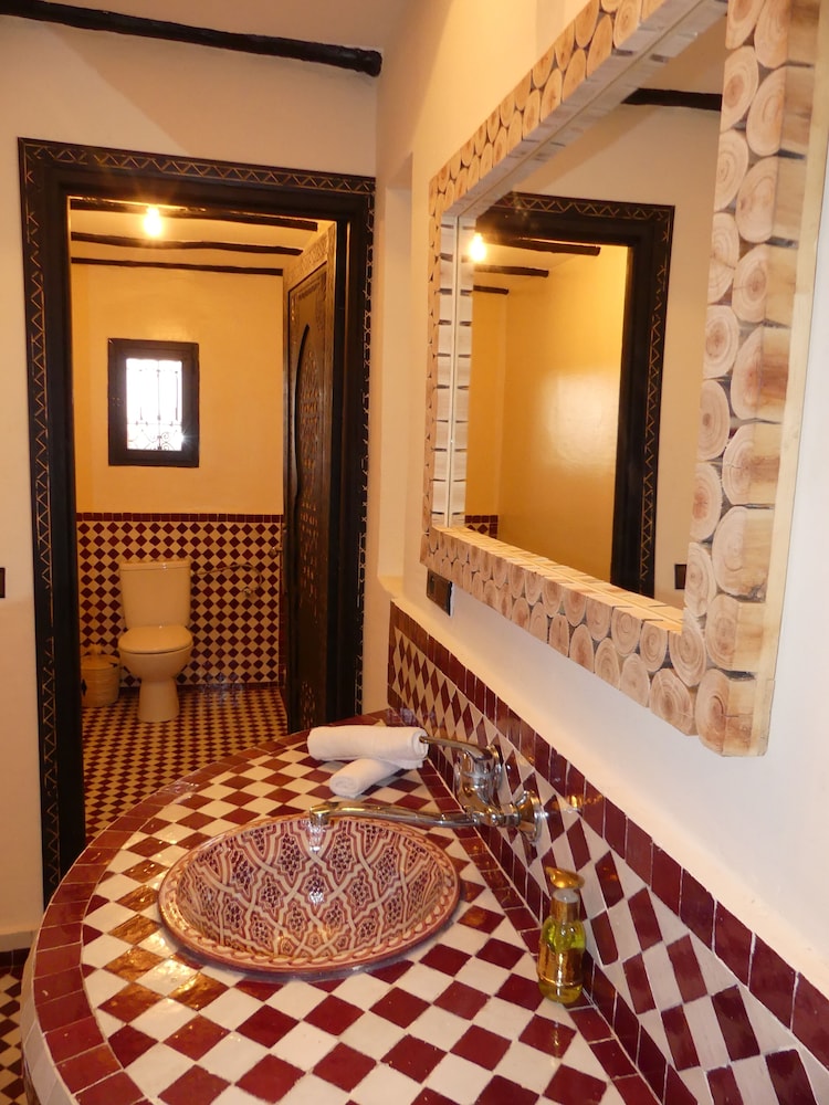 Comfort Double Room, 1 King Bed, Accessible, City View photo 2