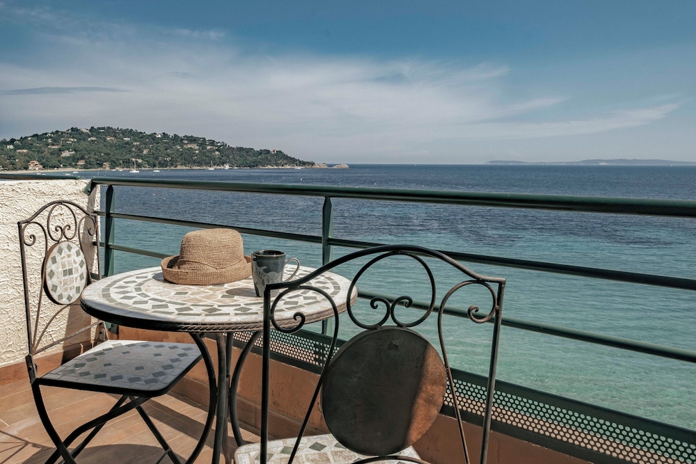 Deluxe Suite, Terrace photo 2