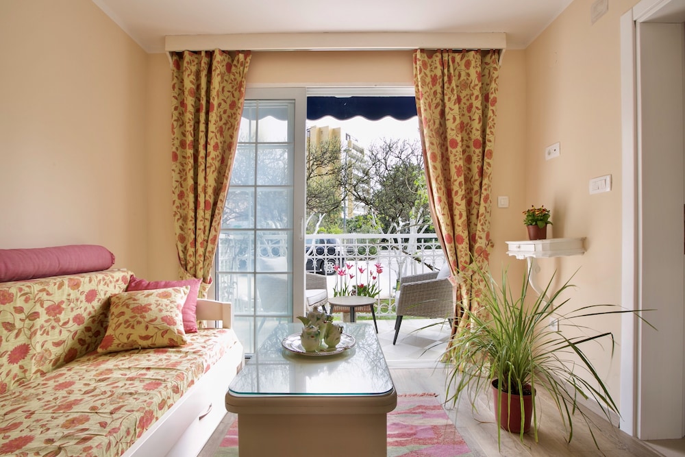 Romantic Double Room - Photo 3
