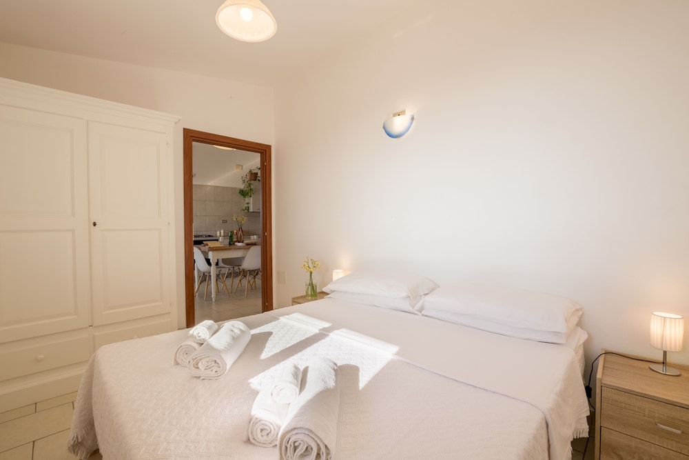Panoramic Penthouse, 2 Bedrooms, Sea View, Courtyard Area photo 1