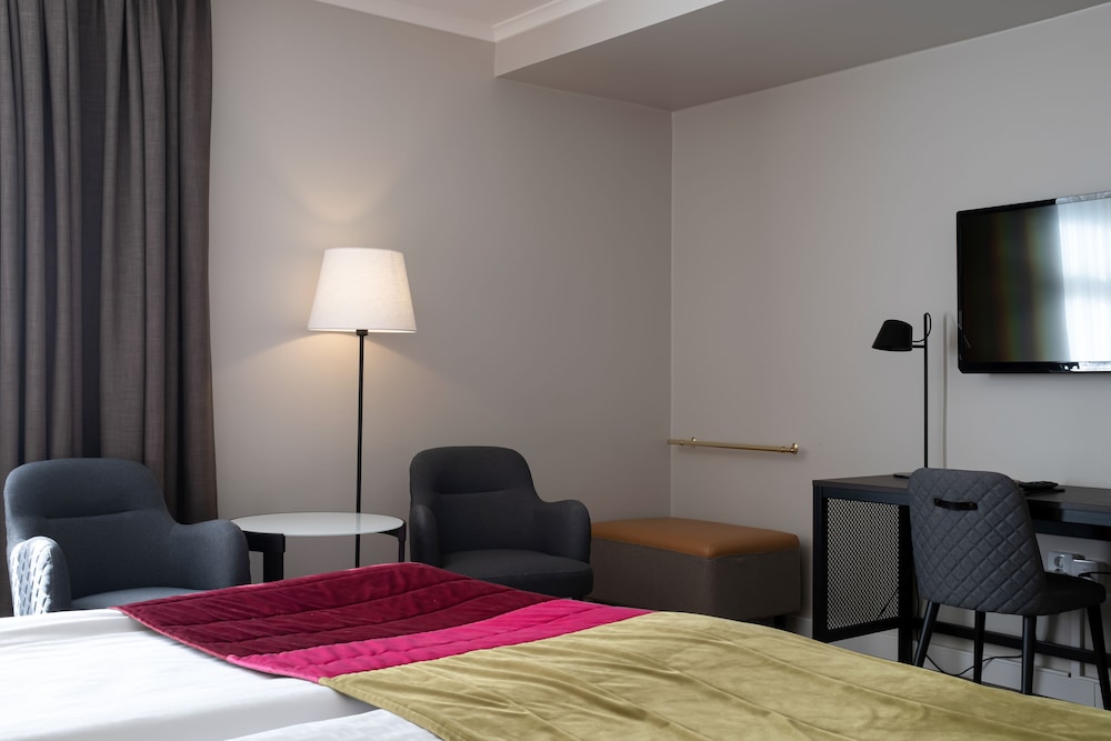 Superior Room - Photo 12
