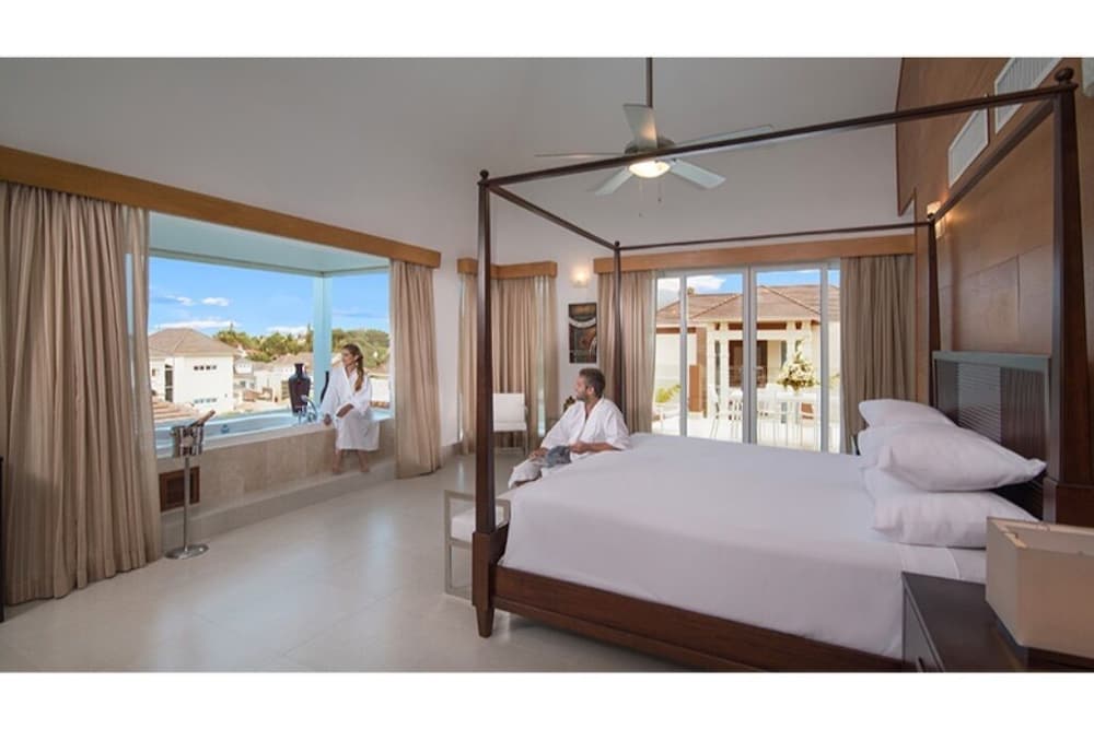 Villa (3 Bedrooms) photo 2