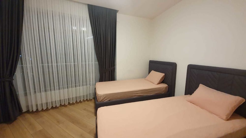 Family Apartment photo 2