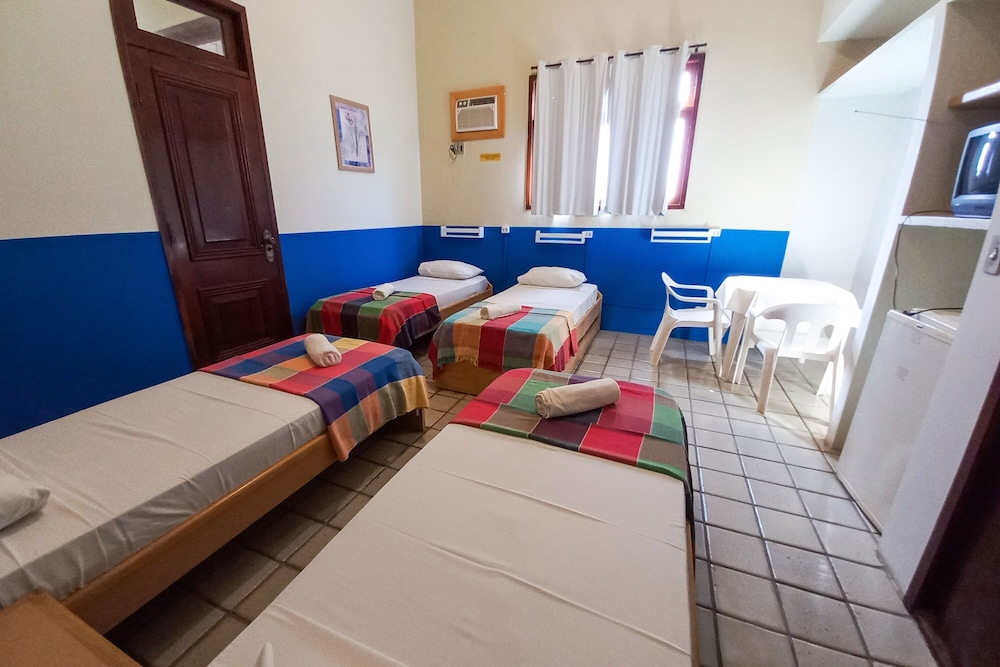 Economy Room, Multiple Beds photo 3