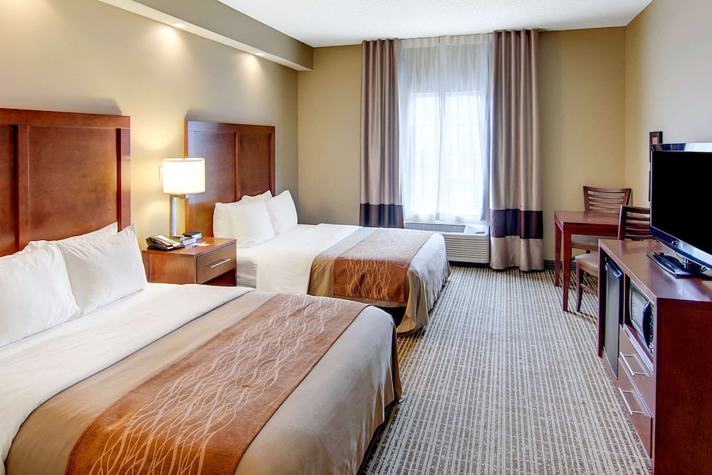 Room, 2 Queen Beds, Accessible, Non Smoking - Photo 2