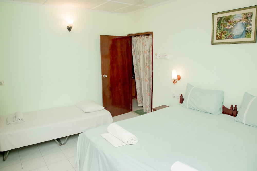 Deluxe Double Room with the Garden View photo 3