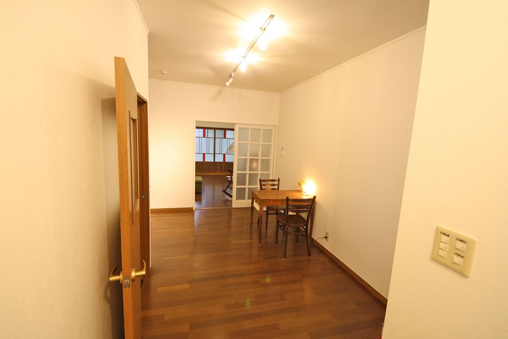Apartment - Photo 4