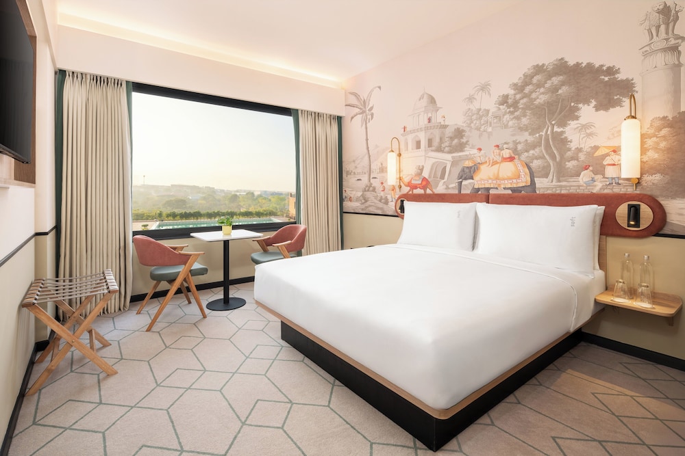 Standard Room, 1 King Bed