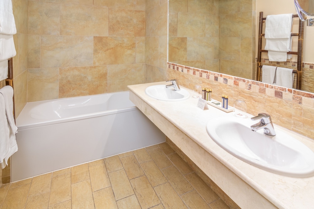 Junior Suite (Superior) - Photo 24