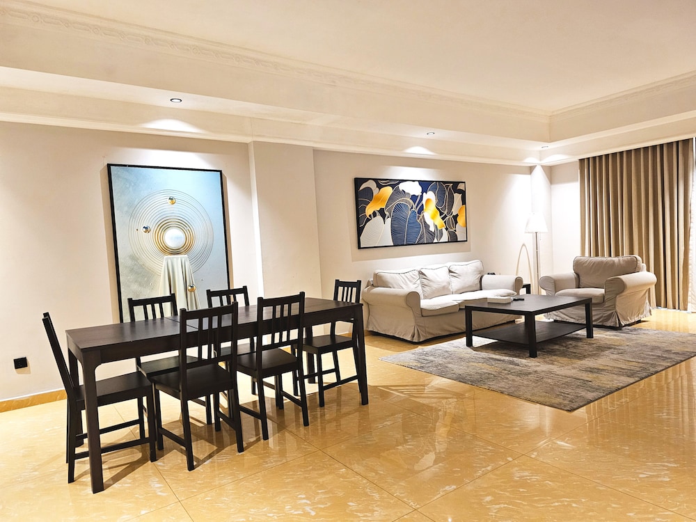Deluxe Apartment, 2 Bedrooms, Pool Access