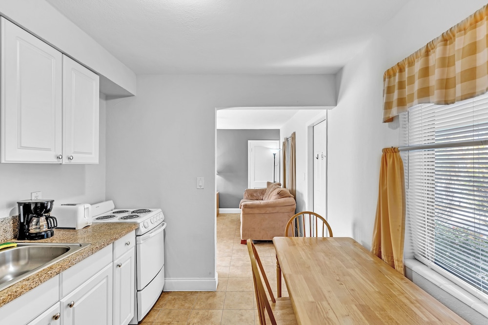 Apartment photo 3