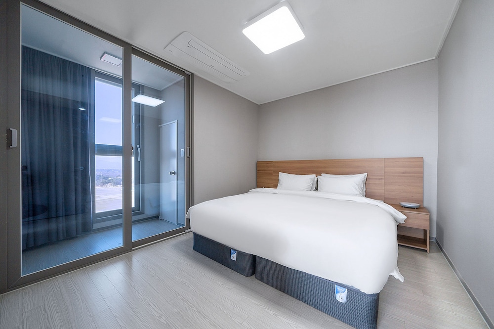 Executive Mountain Suite - Photo 6