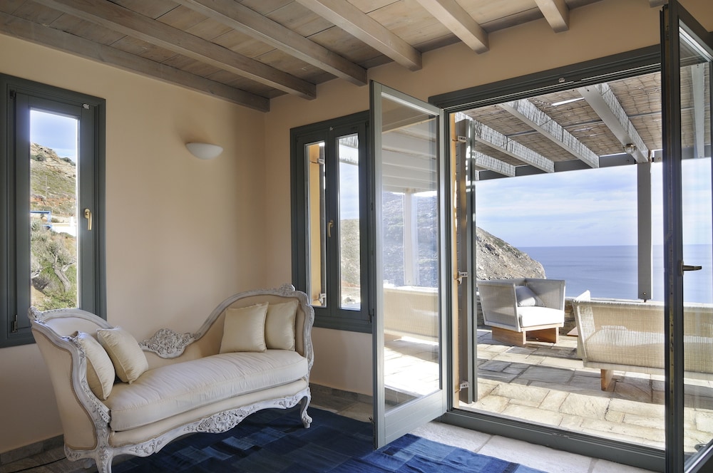 Villa, 4 Bedrooms, Sea View (Aegea Blue) photo 3