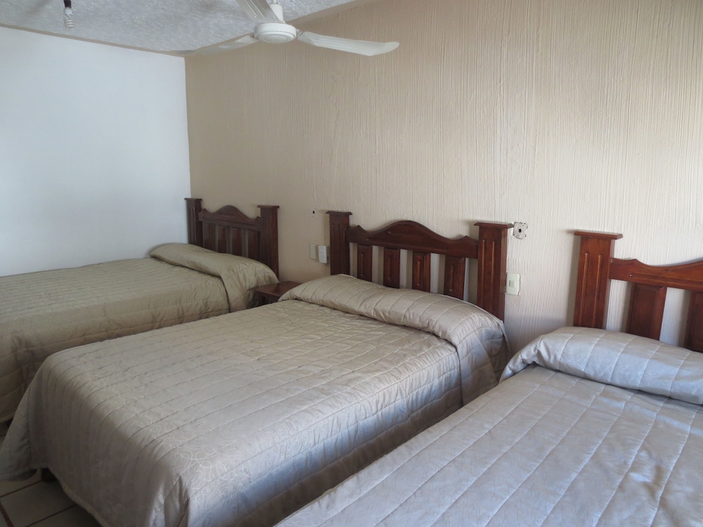 Family Room photo 1