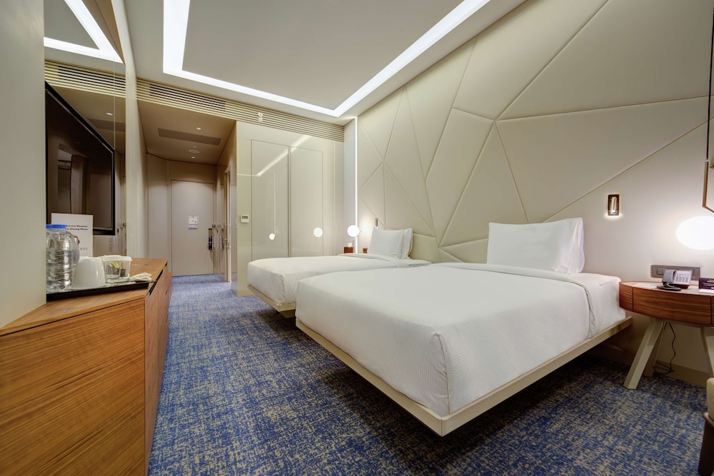 Family Room, 1 King Bed