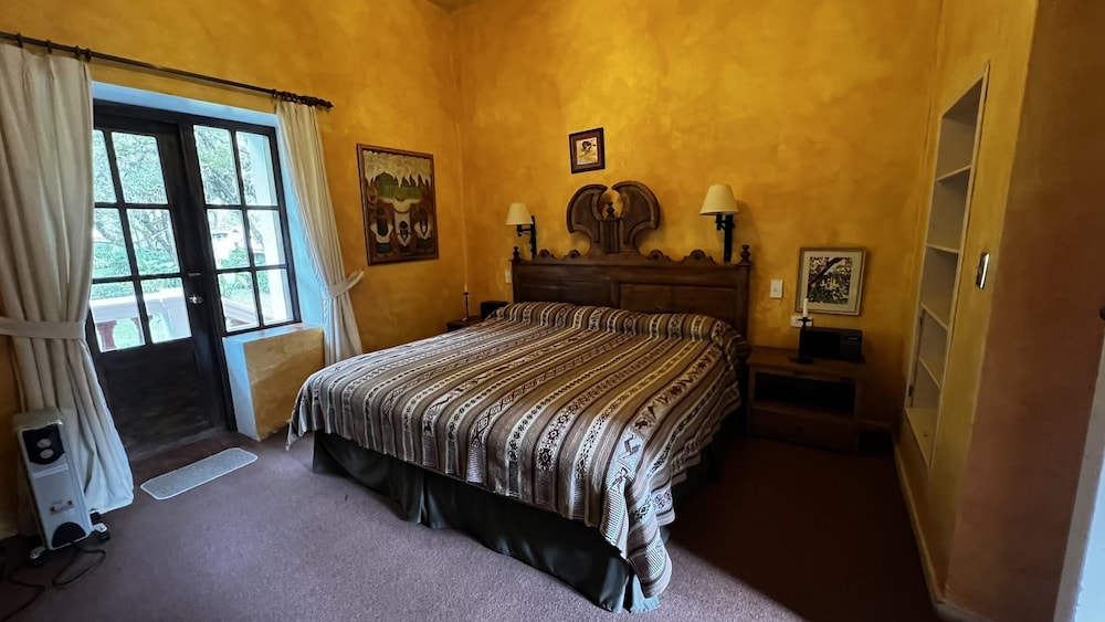 Family Quadruple Room - Photo 3