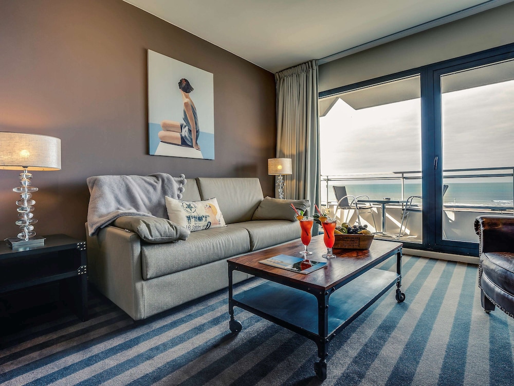 Chambre Classique, 2 lits une place, balcon, vue mer (Overlooking Sea) Chambre Classique, 2 lits une place, balcon, vue mer (Overlooking Sea)