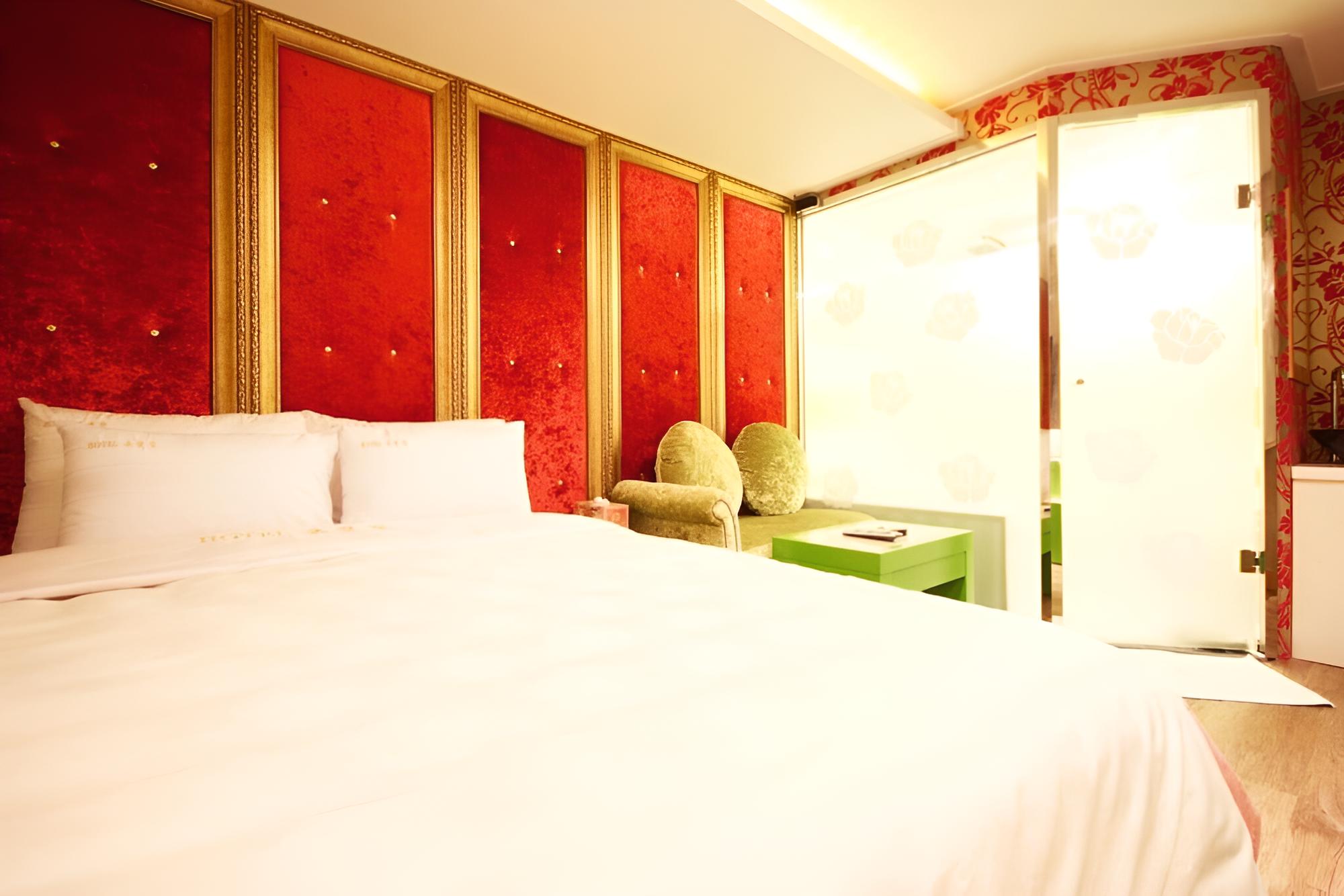 Room (Semi-special rooms (air purifier whir) photo 2