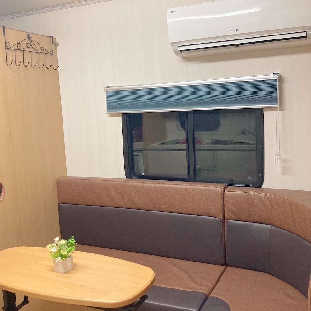 Caravan - Photo 5