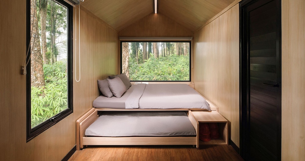 Executive Cabin